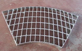 江蘇地區鋼格板產品全解析 格柵板、溝蓋板、扇形鋼格板價格及規格型號指南